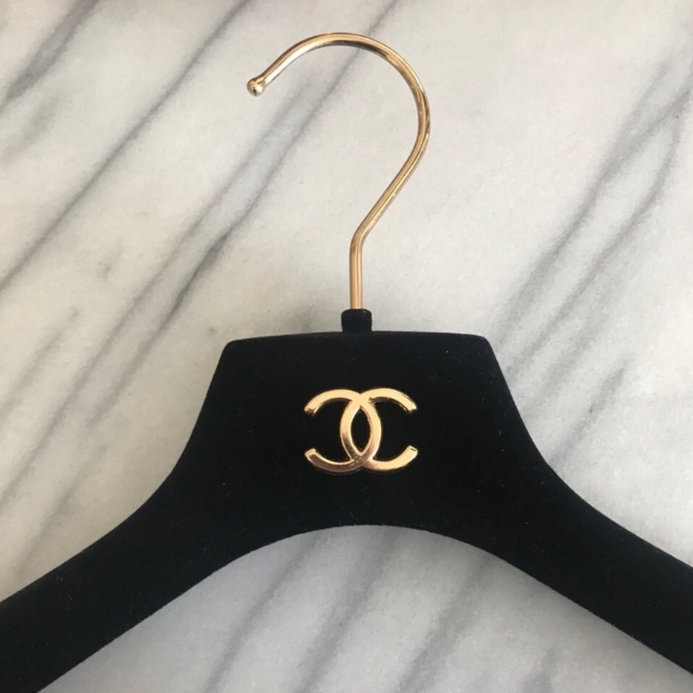 CHANEL CC Gold Hardware Black Felt Shirt Hanger - Picture 2 of 4